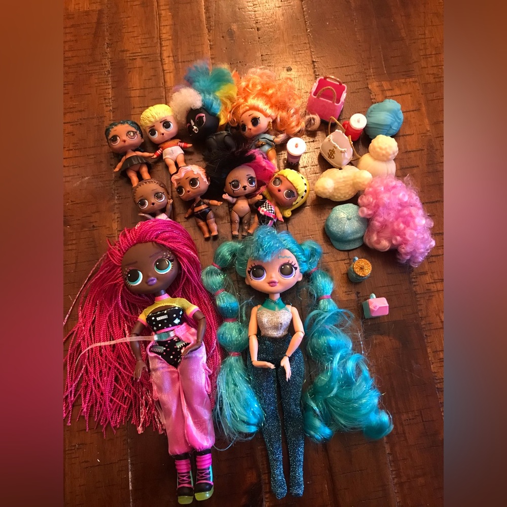 L.O.L dolls and accessories